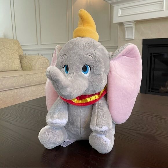 Walt Disney’s Dumbo Plush Toy Disney Japan in Good Condition Elephant Stuffy - Picture 2 of 5